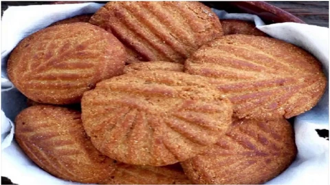 👩‍🍳 ठेकुआ (खजूरिया) बनाने की पारंपरिक विधि: छठ पूजा का सुनहरा प्रसाद