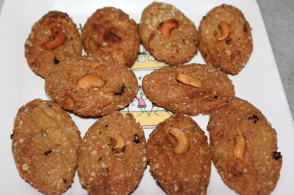 🌾 Thekua: A Golden Bite of Tradition and Festivity